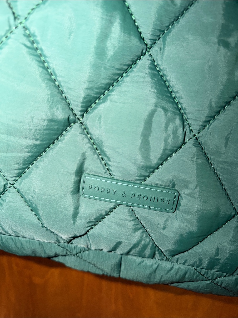 Poppy & Peonies Haul It in Forest Green - Picture 3 of 9